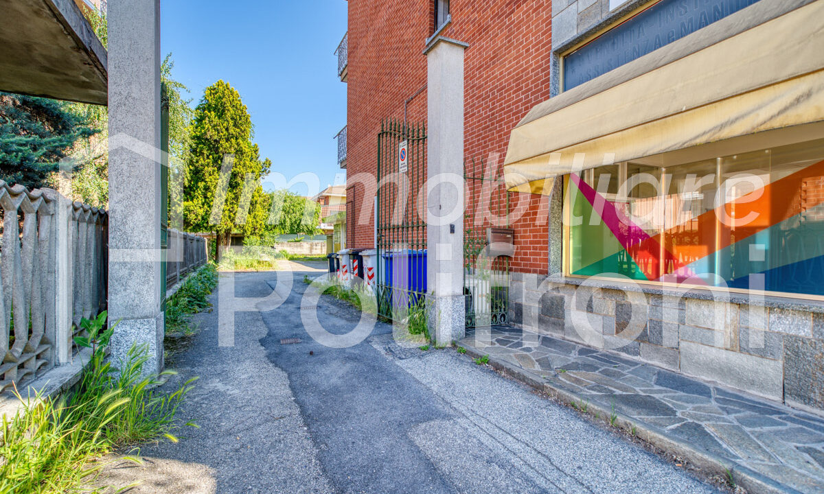 Carmagnola - Via del Porto 26 Oriz - 18