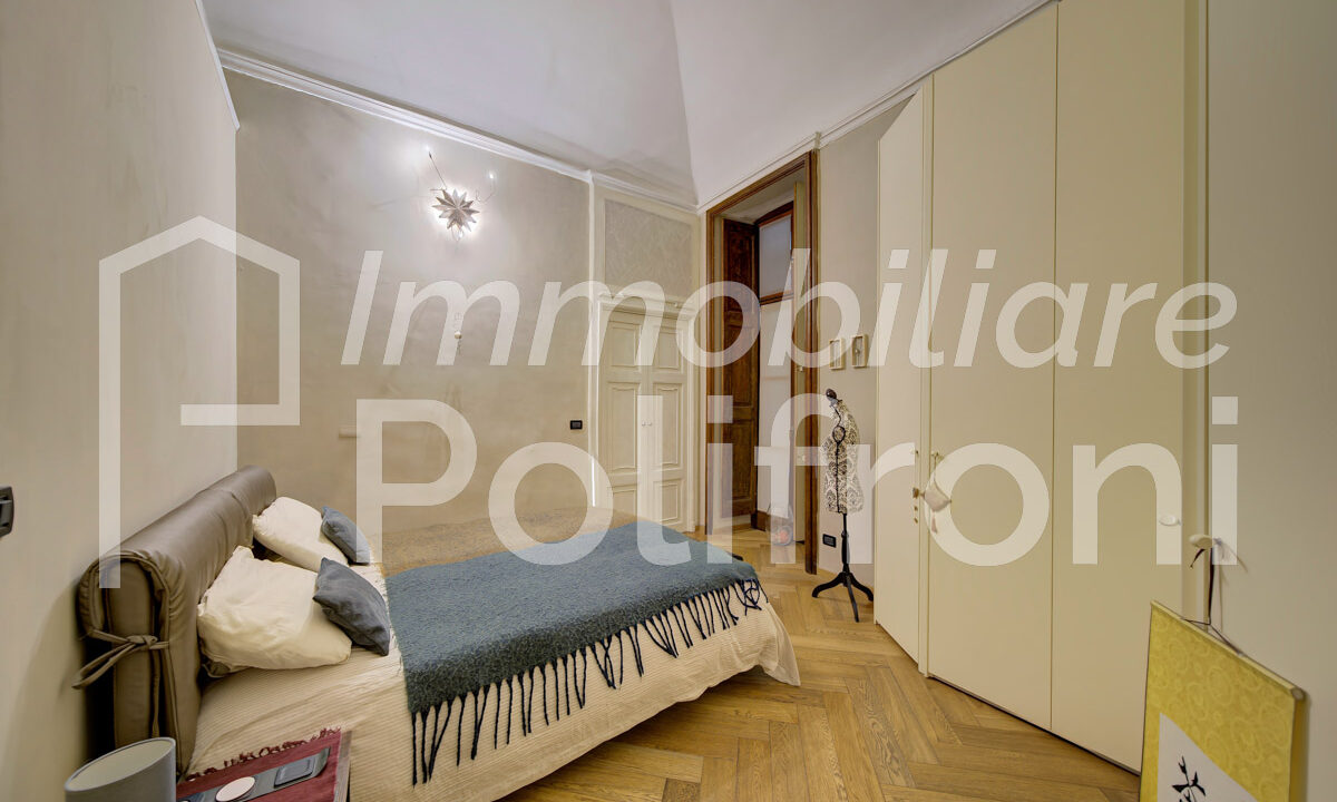 Torino - Via Conte Verde 2 OrizDSC07325_6_7_8_9