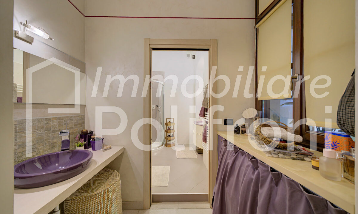 Torino - Via Conte Verde 2 OrizDSC07350_1_2_3_4