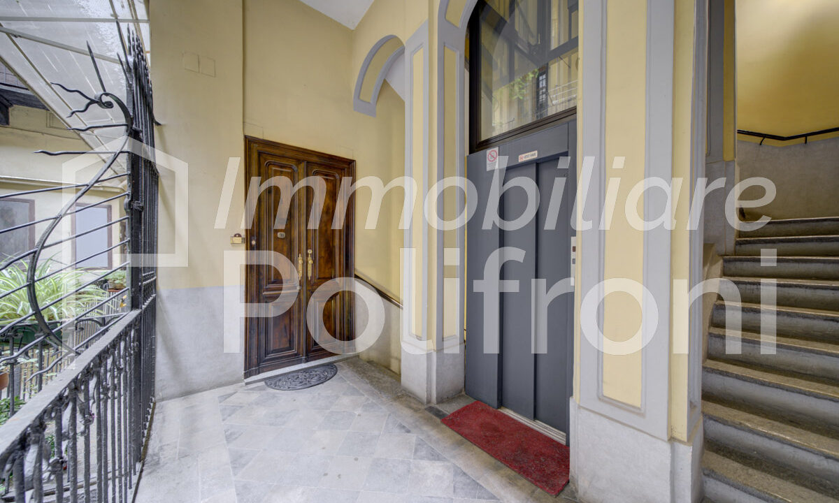 Torino - Via Conte Verde 2 OrizDSC07495_6_7_8_9