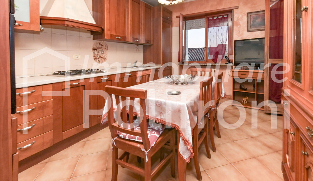 Polonghera Roma App.to 2 2-2